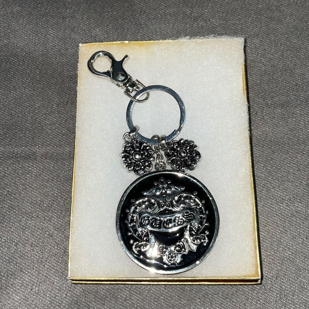 NWT.  Guess Key ring holder with clip.